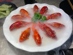 -沪小胖小龙虾(淮海中路旗舰店)