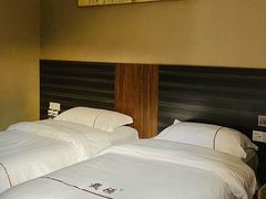 -载阳客栈