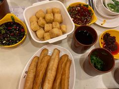-一席地·本地鸡窝·杭帮鸡火锅(萧山银隆百货店)