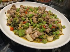 青花椒炒鸡-小巷餐厅(五大街店)