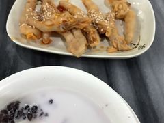 香辣鸡脚-黄师奶甜品店