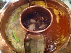 -滇釜火锅·能喝汤的火锅(车公庄店)