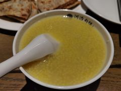 小米粥-河沿肉饼Beijing Pie(东华门店)