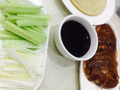 -大鸭梨烤鸭店(金顶街店)