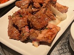 -萨拉伯尔(燕莎友谊商城店)