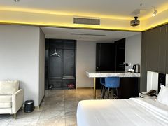 -Ting无边际江景酒店(重庆解放碑云端之眼店)