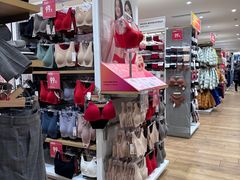 -优衣库(北京枫蓝国际广场店)