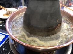 -楼外楼大刀肉传统火锅居(繁荣路店)