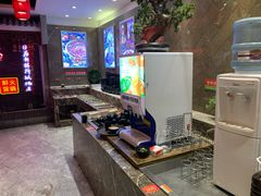 -沸炉重庆老火锅(军事博物馆店)