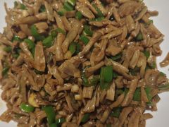 -毛家饭店·30年融合新湘菜(汉峪金谷店)