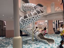 -奈尔宝家庭中心·亲子餐厅(鄞州万达店)