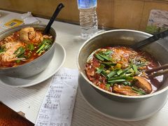 -铁锅哥米线