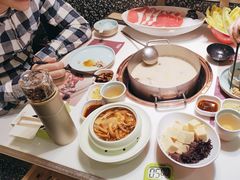 -洪氏嗨捞·猪肚鸡火锅(阳光天地店)