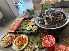 -围炉肉舍•炭烤活鳗•丹东海鲜烤肉(步行街店)