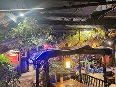 -城墙拐拐火锅(三峡广场黑金冠店)