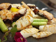 -海派悦庭·海胆烧麦·新融合菜(凯德广场店)