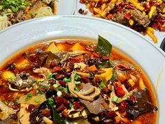 -小三峡食府(西五路店)