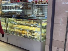 -白玉兰食品甜凤店(合生汇店)