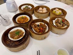 -万龙洲海鲜(大兴绿地缤纷城店)