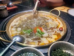 -顶顶汤火牛排火锅·经典铜锅涮肉