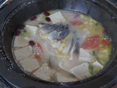 -泸沽肴(泸沽湖大洛水村农村信用社旁店)