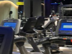 -舒适堡健身(爱琴海店)