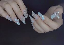 -ZX·美睫设计师汇聚店