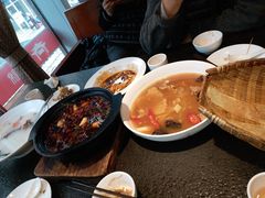 石锅美蛙-万重锦·人文川菜馆(骡马市店)