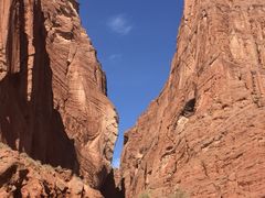 -天山神秘大峡谷