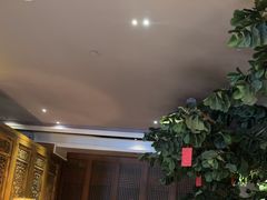 -八府香鸭·啫啫煲(华山路店)