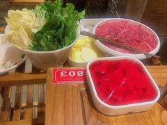 -亮欢寨酸汤鱼(沙冲路店)