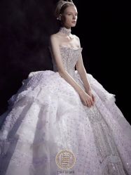 点击看大图 -Renee芮亦婚纱