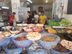 自助取餐区-老三鱼仔店