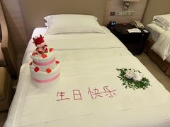 -广州花都皇冠假日酒店