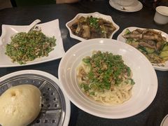 肉沫手工擀面-燕青小馆(东园大厦店)