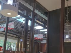-阿瓦山寨·湘菜现炒·剁椒鱼头王(咸阳总店)