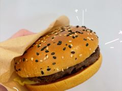 -麦当劳(华贸天地店)