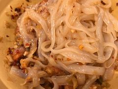 刮凉粉-东排食堂长沙小吃大排档(五一广场店)