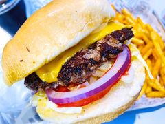 -TRIPS BURGER(大钟寺店)