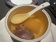 原盅老鸡炖鱼唇汤-广舟(千禧店)