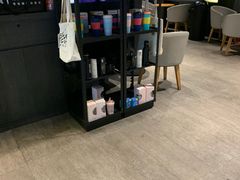 -瑞幸咖啡(新世界中心店)