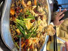 -乡土特色.冷锅鱼.牦牛肉汤锅