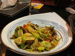 -铜锣湾·有麝自然香(渝北财富中心店)