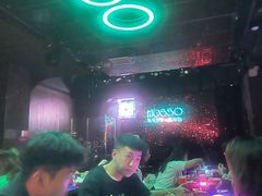 -MOSSO音乐酒吧·Live House(南京西路店)