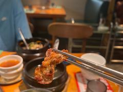 -唯成•韩国炭火烤肉 유성고기