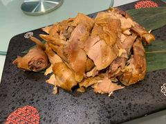 特色熏鸡配娥式大列巴-陆壹捌餐厅(五大道店)