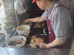 -知一馨香熏肉大饼(抚顺石化大学店)