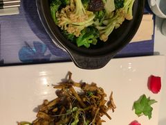 -闻鲜素食茶餐厅(高新区店)