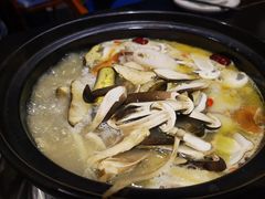 -野菌皇海景野生菌火锅(滨海大道店)
