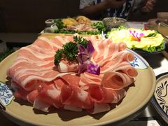 -尚尚仙·酸汤猪手·猪肚鸡火锅(华联万柳购物中心店)